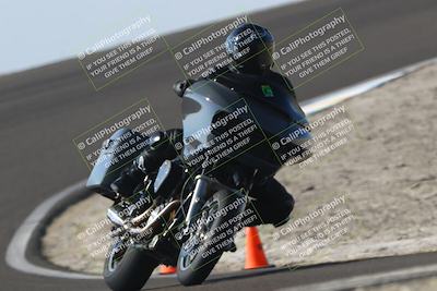 media/Nov-01-2025-TrackDaz (Sat) [[2b4d5192bc]]/C Group/1240pm (Turn 2 Outside)/